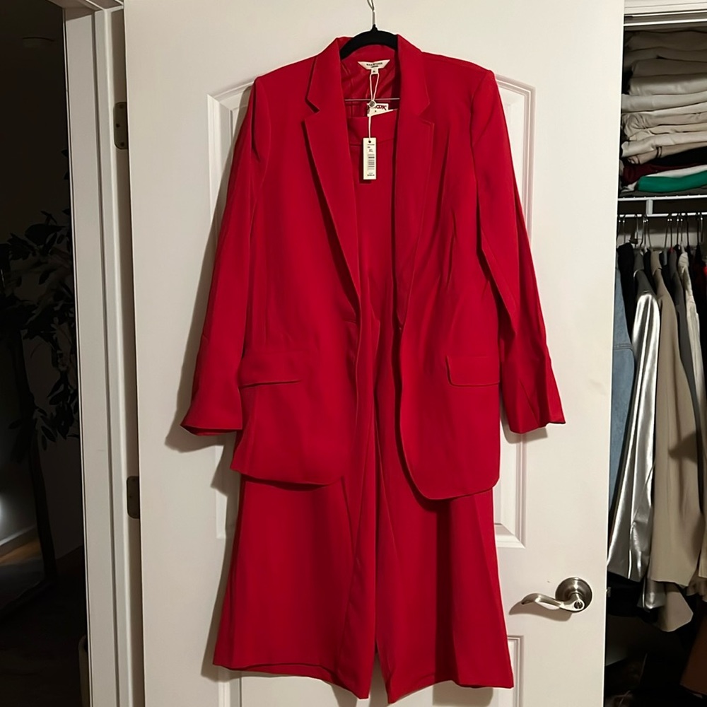 Red wide leg pantsuit